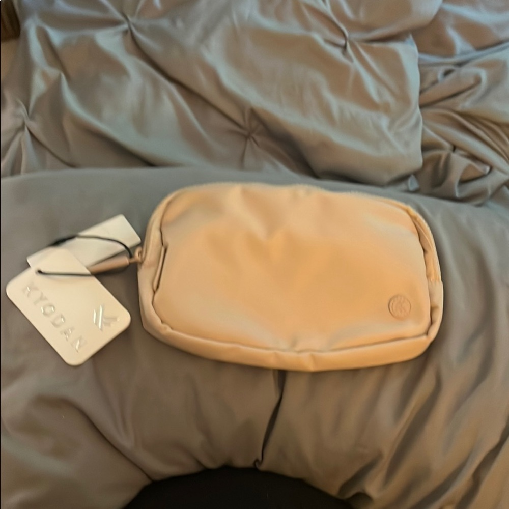 Kyodan Beige Belt Bag